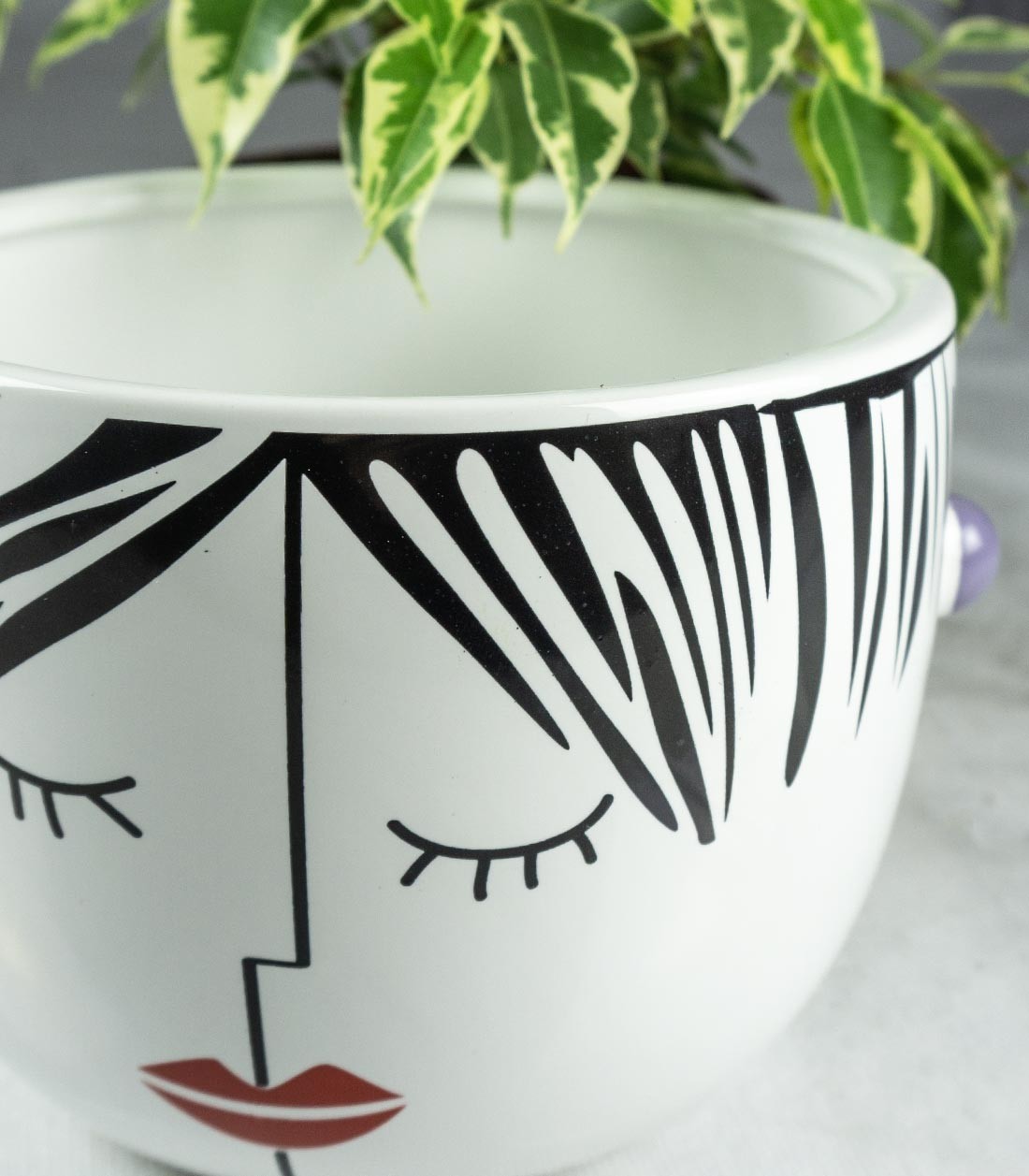 Dolce | Vaso per piante con viso stilizzato